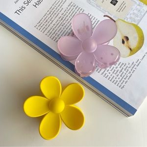 2 Large Flower Claw Clips in Purple and Yellow